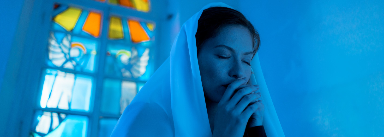 Mary in prayer